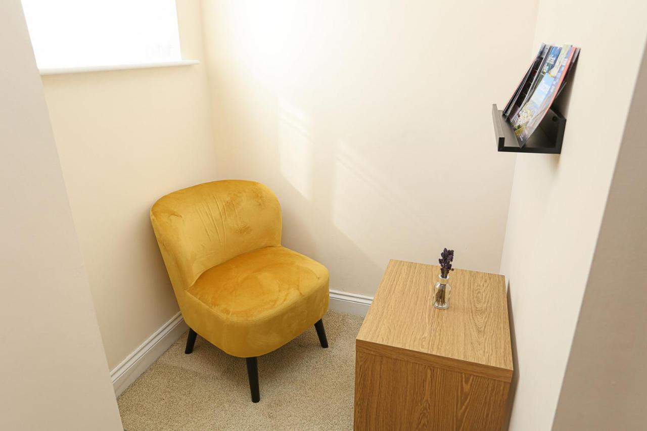 3bed/2bath Duplex - Pure Bliss Apartment *